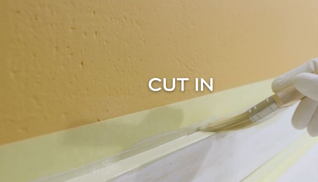 How To Paint Skirting Boards & Trim | Dulux Decorator Centre